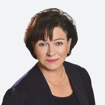 Photo of Joyce Mazero.