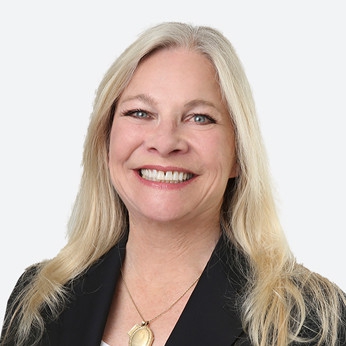Photo of Erin L. Muellenberg.