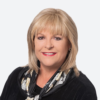 Photo of Cori Leonard Young.