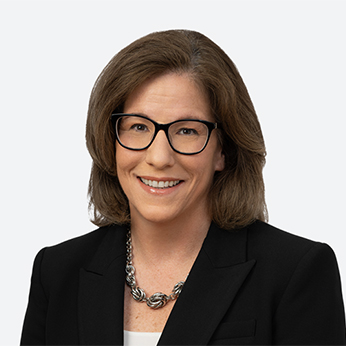 Photo of Christine  Soares.