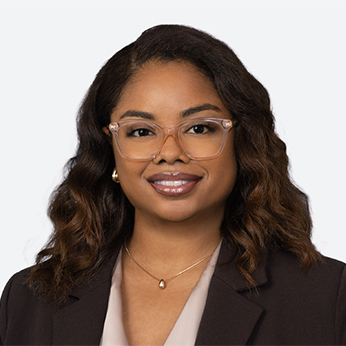 Photo of Dayonni M. Phillips.